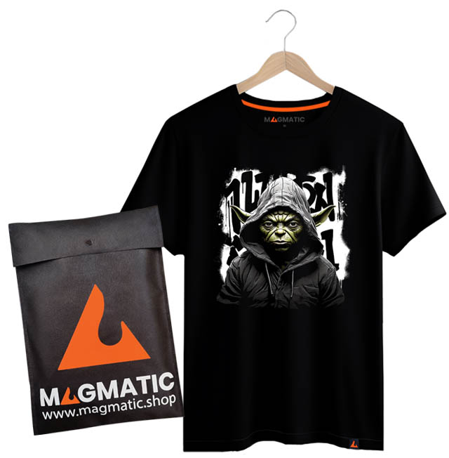 tee shirt et sac d'emballage